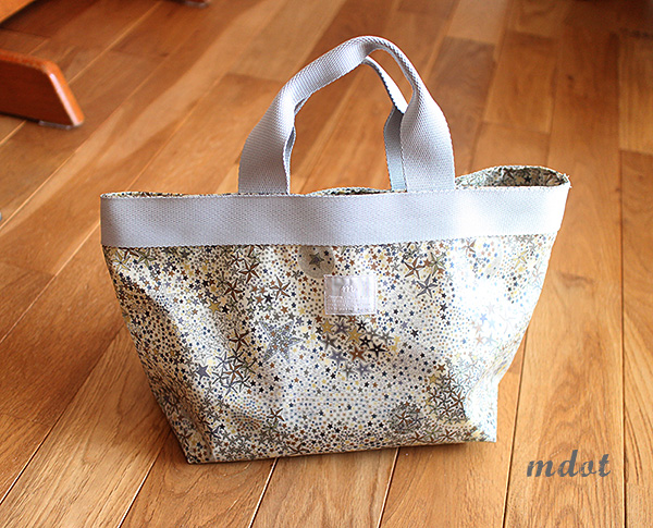 ファスナーつきビニコトート