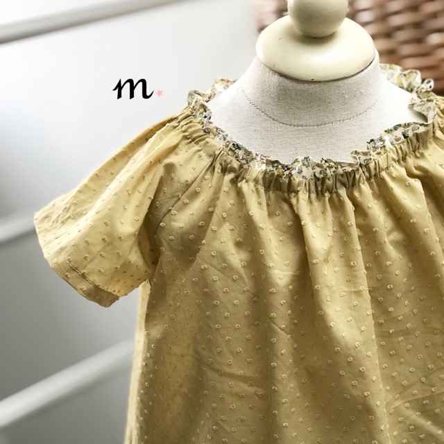 カラシ色ドビーとリバティフリルのブラウス